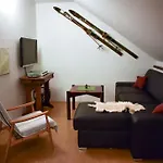 S Vyhledem Do Udoli Frymburk, Nahlov *