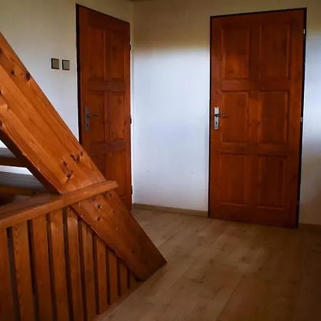 S Vyhledem Do Udoli Frymburk, Nahlov Prázdninový dům *